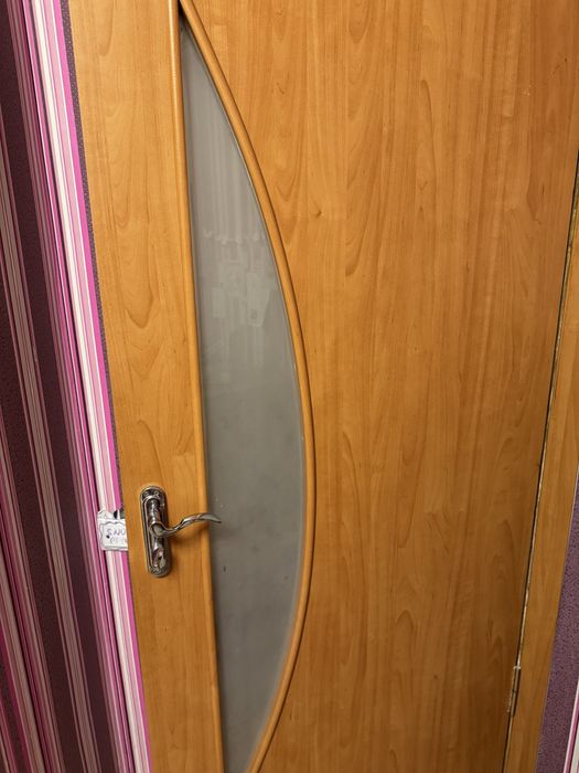 Міжкімнатні двері 80см + лутка 10см дерево+ налічник+ замок kale