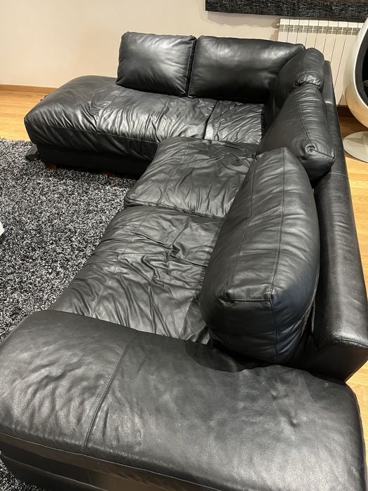 Sofa com chaise longue preto