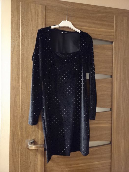 Czarna sukienka mini