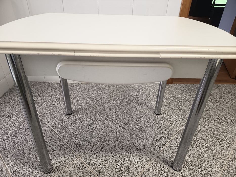 Mesa cozinha branca extensível