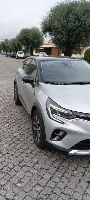 Renault Captur 2024 com apenas 7000km impecável