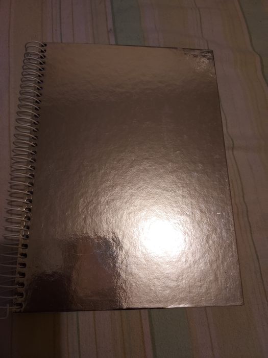 Caderno A5 prateado