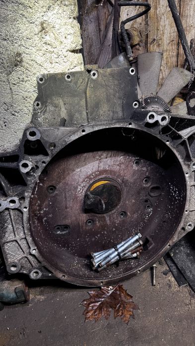 Obudawa koła zamachowego man tga tgx tgs