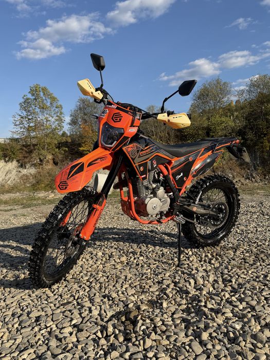 Продам мотоцикм Geon terax 250