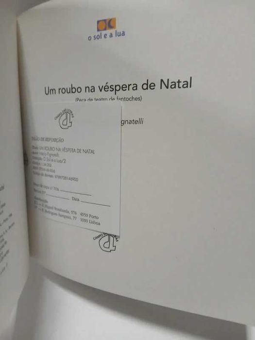 Livro Juvenil - Um Roubo na Véspera de Natal