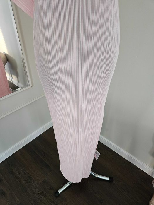 Sukienka maxi plisowana różowa Asos L 40