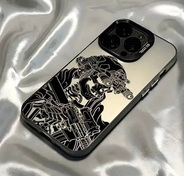 Чохли для iPhone  12 Pro / 13 / 14 / 15 / 16