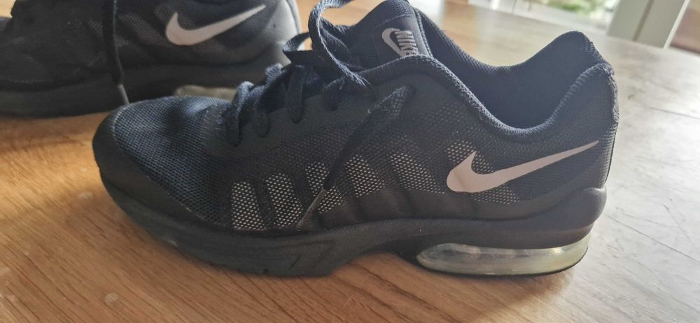 Buty  NIKE AIR MAX 38,5