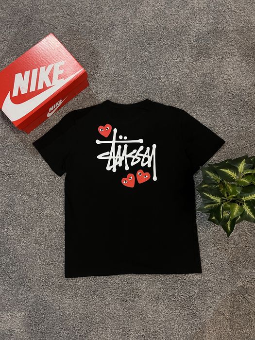 Футболка Stussy чорна з сердечками / Футболка Стуси / Стусі футболка