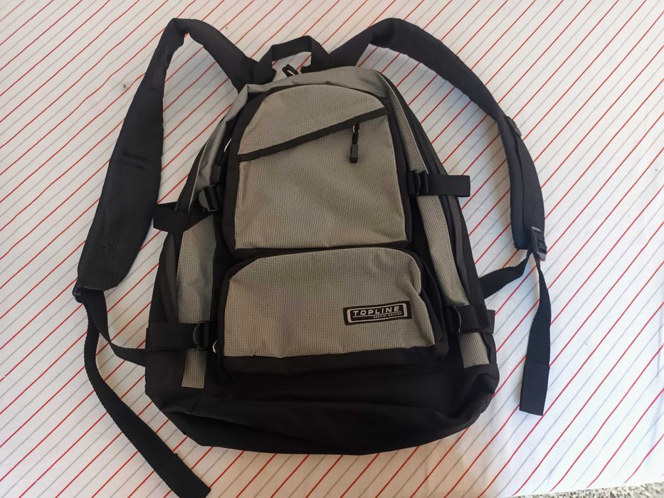Muchila TOPLINE - special edition - algum uso e relativo bom estado.