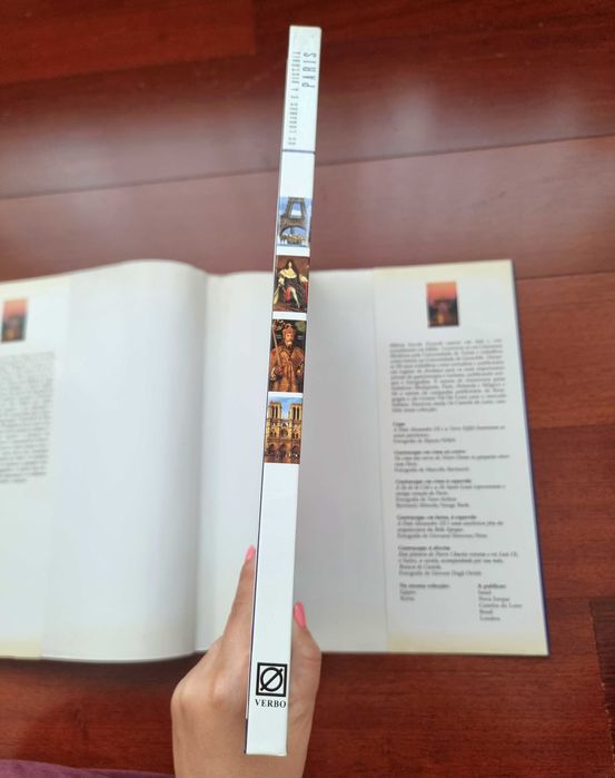 Livro "Paris - Os Lugares e a História" de Milena Ercole Pozzoli