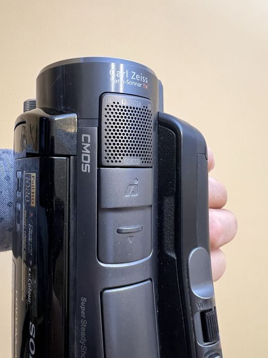 Відеокамера цифрова SONY  HDR-SR11 E, 10.2 мегапіксель