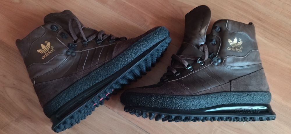 Кроссовки adidas