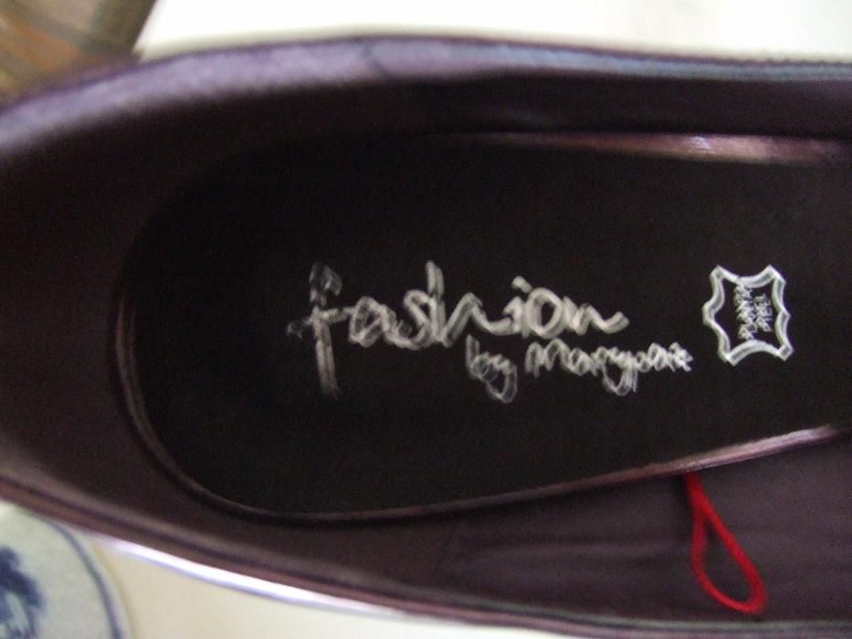 Sapatos altos de festa tam. 39 praticamente novos