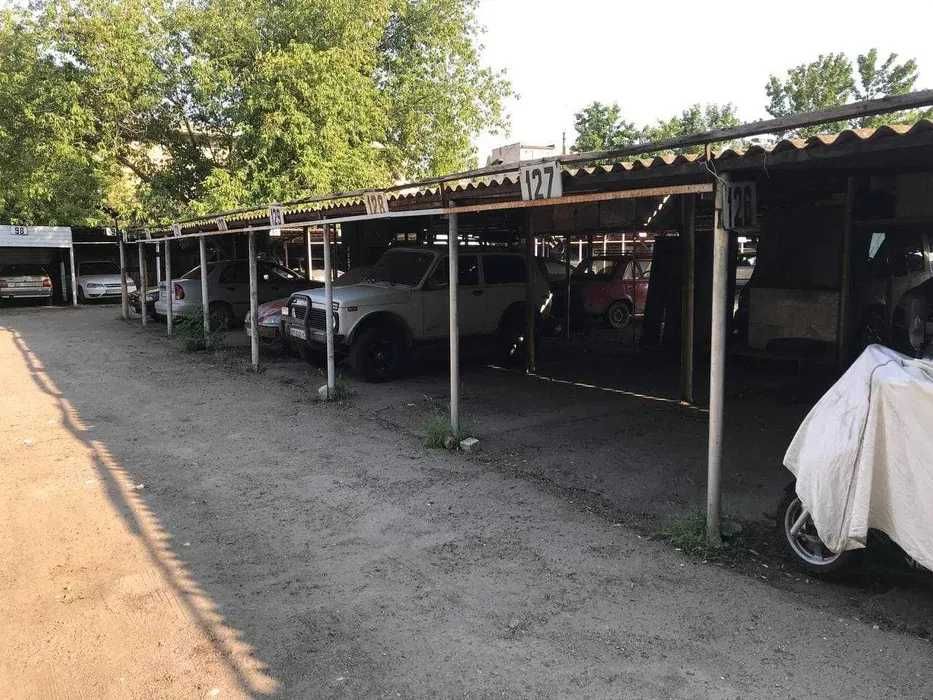 Продам паркоместо.