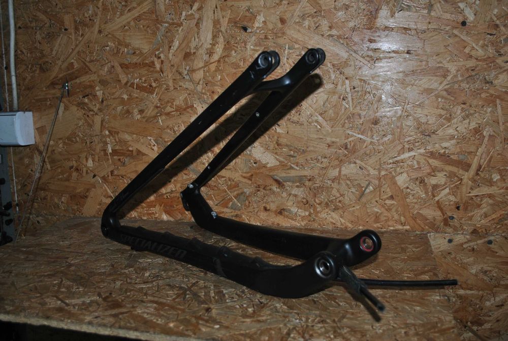 Karbonowy trójkat tył rama Specialized Epic S-Works 29 full