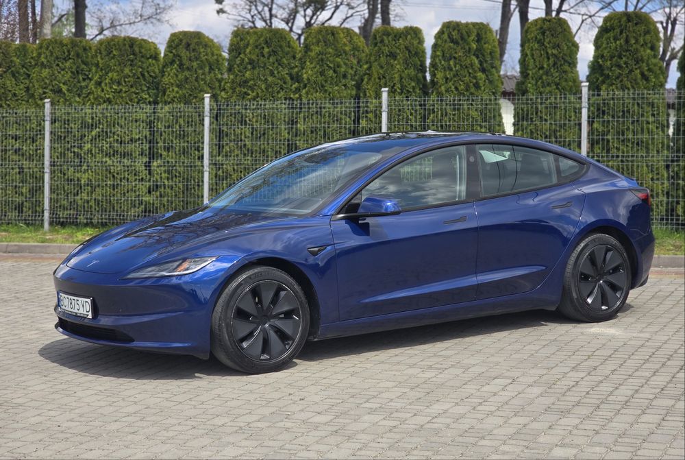 Tesla Model 3 Highland Long Range RWD 78kW 2024