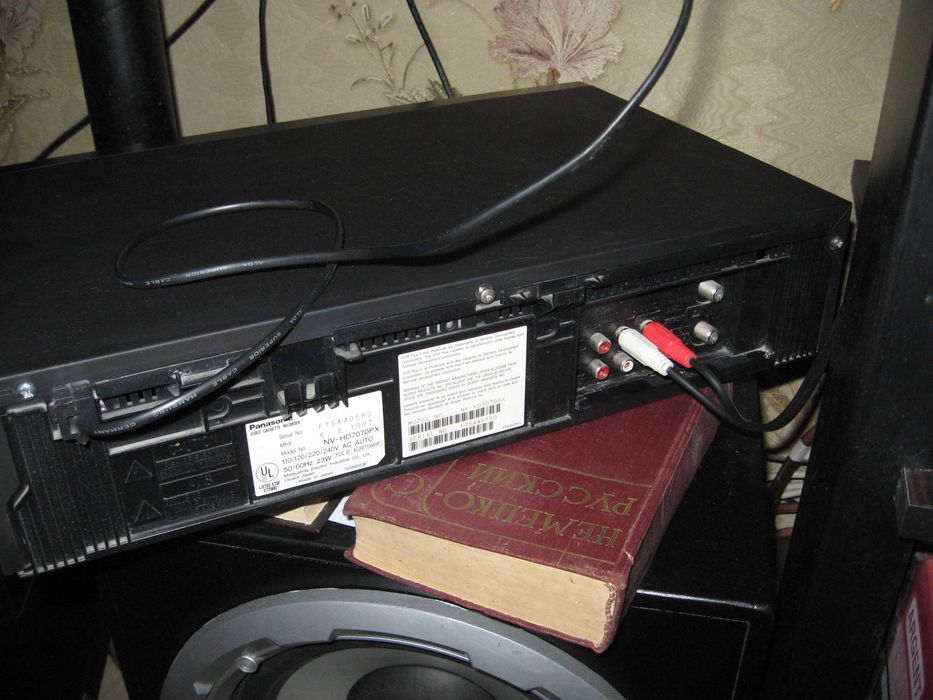 Видеомагнитофон HI-FI Panasonic NV-HD 7070PX. 6 Heads. Stereo.