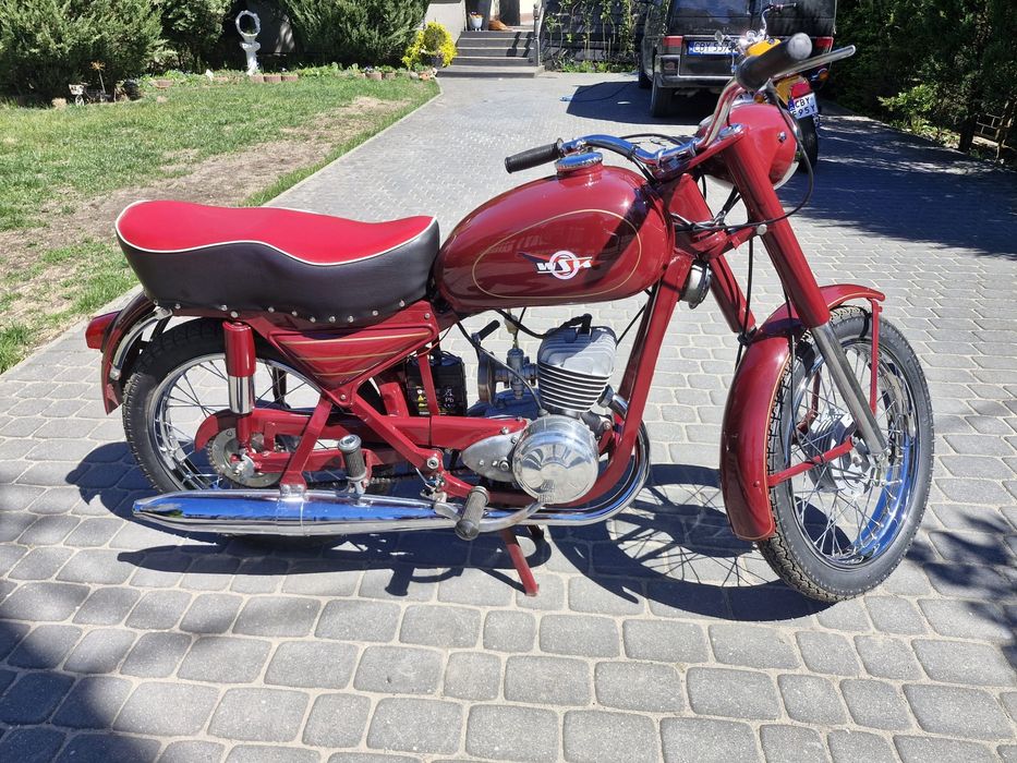 WSK 125 M06. Dwuramówka