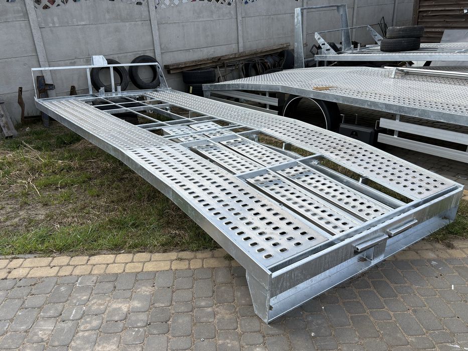 Najazd zabudowa Autolaweta iveco Daily  Aluminium ocynk 5m Nowy