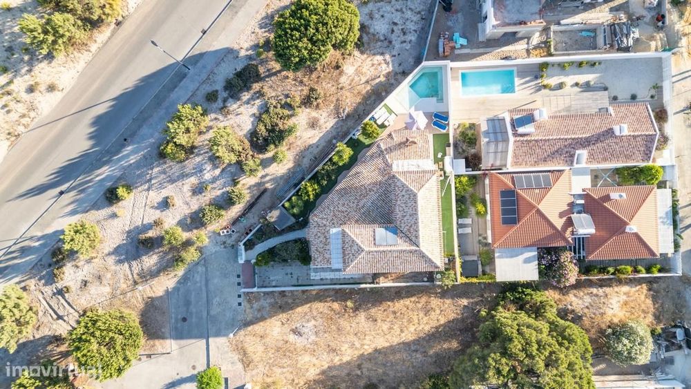 Moradia Isolada T4 com jardim, Carvalhal, Grandola