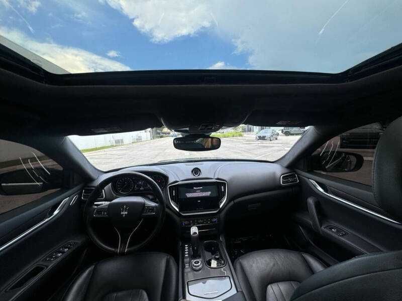 2021 Maserati Ghibli