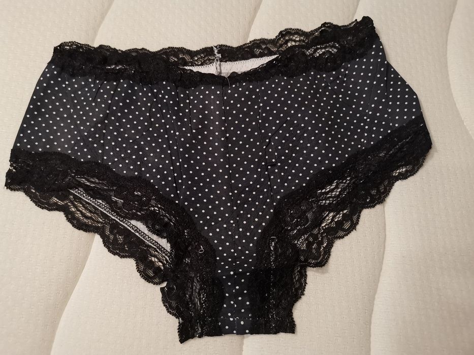 Komplet bielizny damskiej M/L