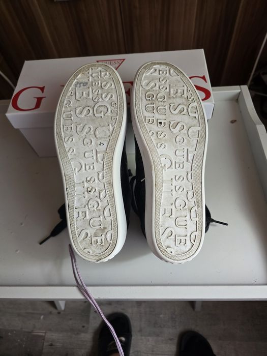 Buty Guess roz.37 wkładka 23cm