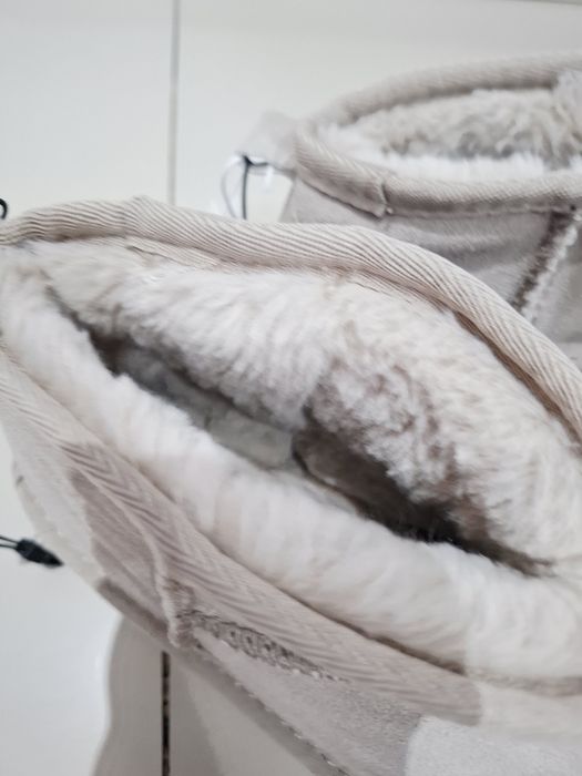 Kremowe buty śniegowce Nowe zimowe botki skora reserved 39