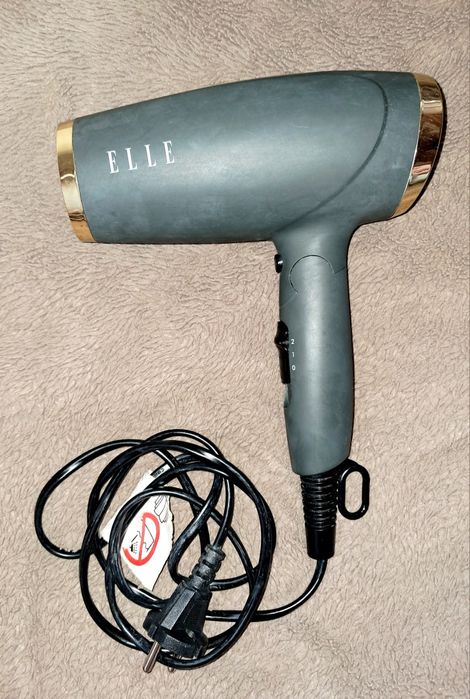 Składana suszarka do włosów