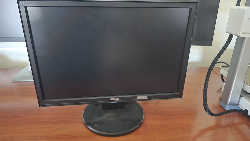 Monitor ASUS VW193S 19" 16:10 1440x900 VGA