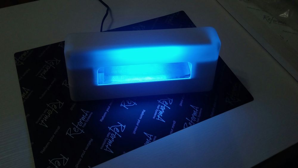 Лампа для маникюра