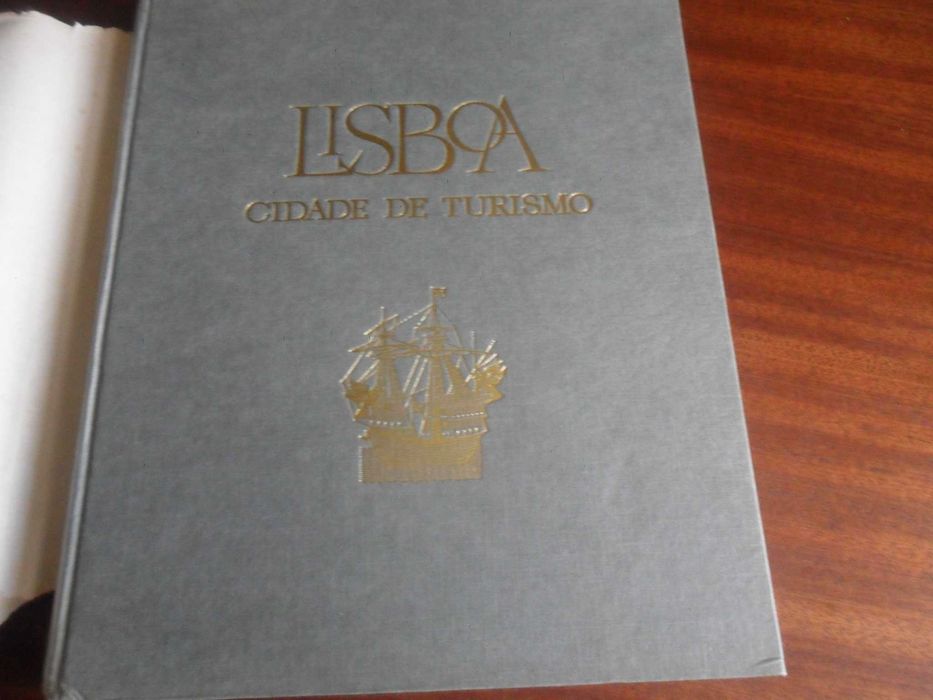 "Lisboa, Cidade de Turismo" de Vários - Coord: João Pina Vidal -  1963