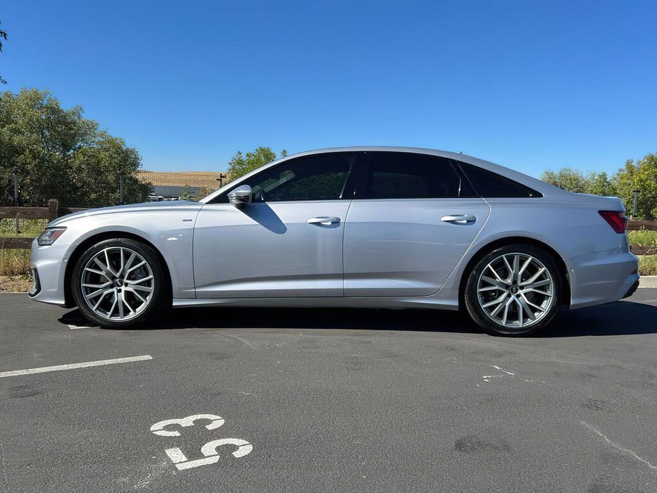 Audi A6      2023