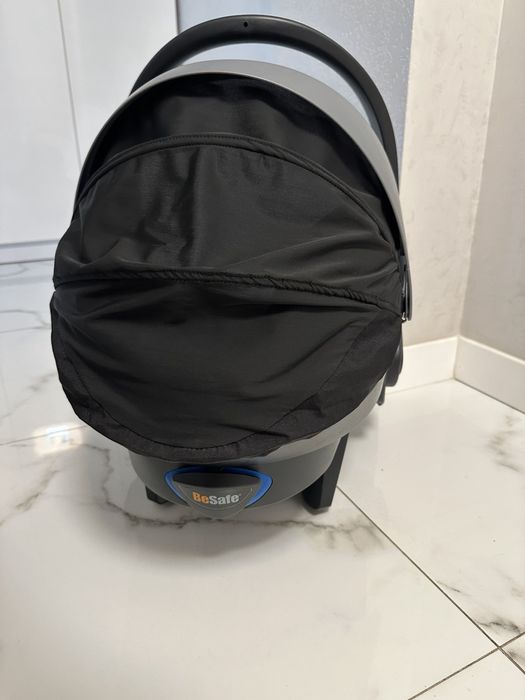 Продається автокрісло