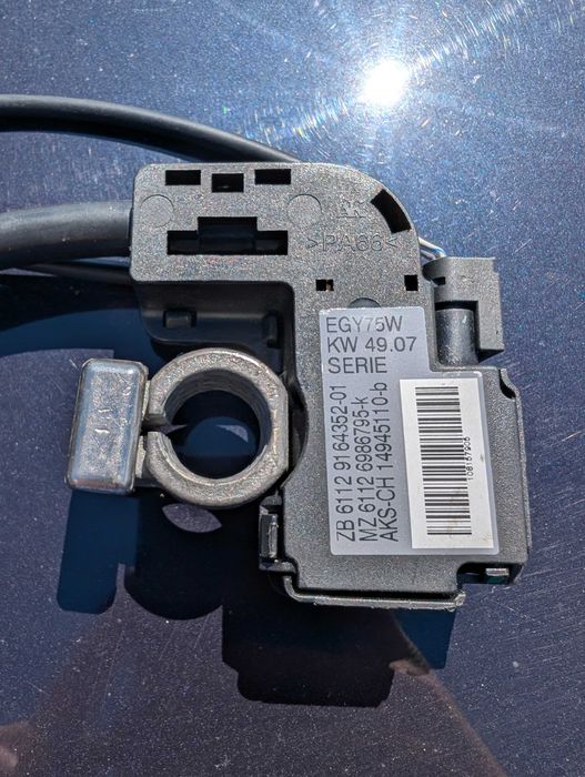 Klema minusowa IBS BMW E90 E91 E87