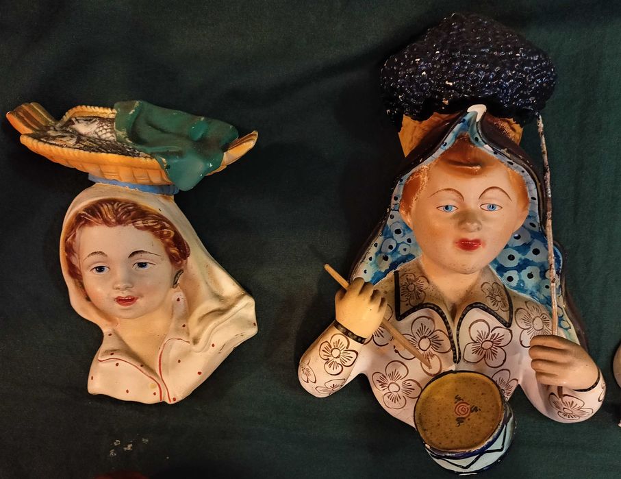 Figuras Cerâmica Policromadas Parede