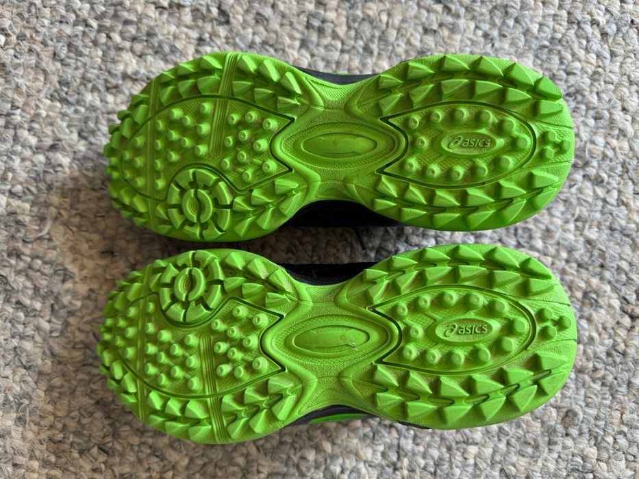 Asics buty uniseks roz.38 60 zł