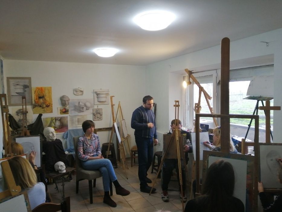 Уроки рисования и живописи.