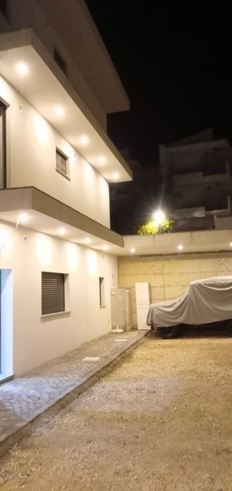 eletricista - Construção de moradias