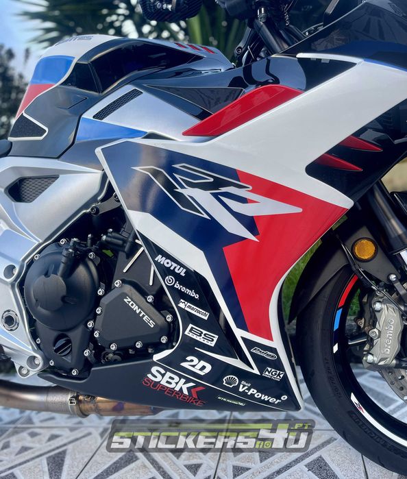 Autocolantes diversos Zontes / CF Moto / QJ Motor / Macbor / Outras