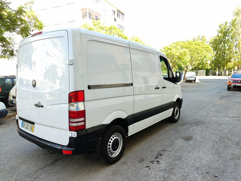 Mercedes- Benz Sprinter