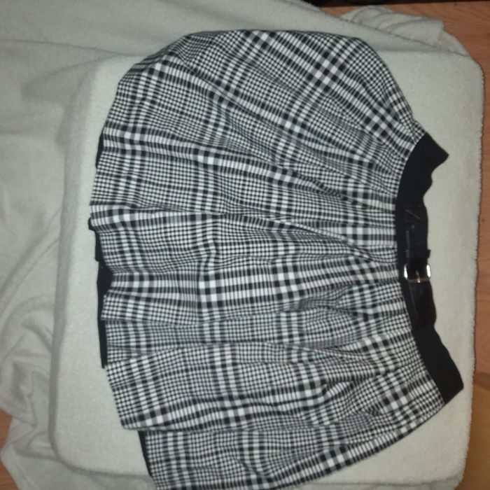 Saia curta com padrão