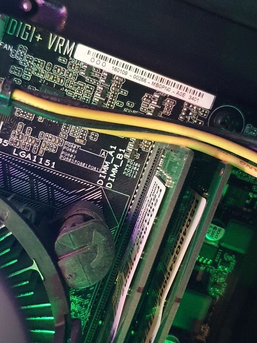 Системний блок 1070 8gb i5 7400 16gb ddr4