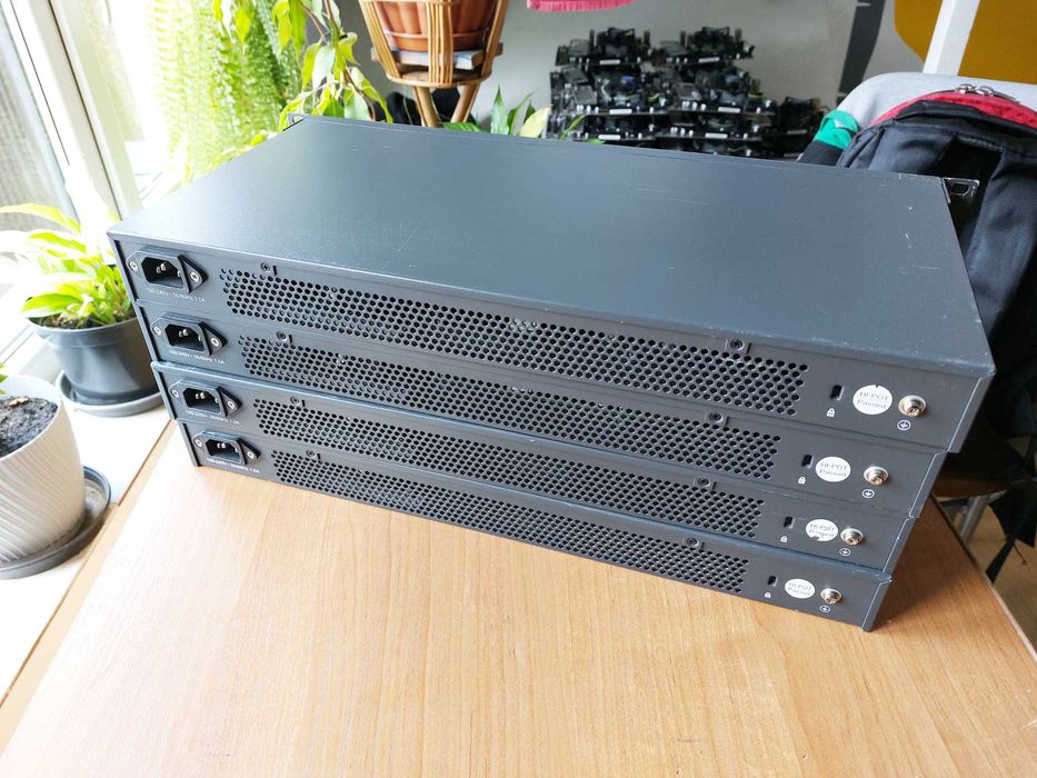Switch tp-link T1600G-52TS V1 48x 1Gb 4x SFP pasywny cichy