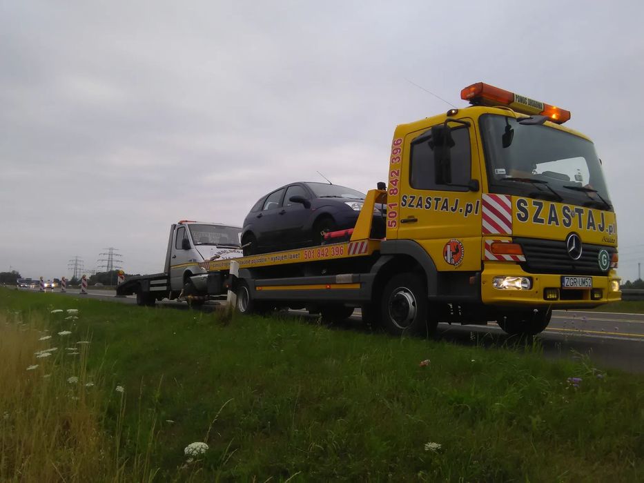 Mercedes-Benz Pomoc Drogowa Lawet Mercedes 917 Hydrauliczna Opuszczana Platforma Wciągarka Widelec Pilot  Mercedes Pomoc Drogowa Auto Laweta Platforma + Widelec