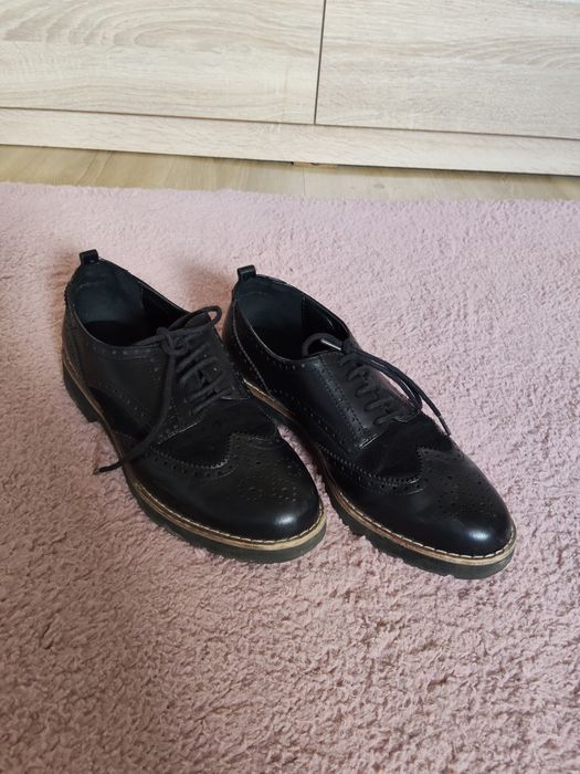 Buty damskie eleganckie czarne oksfordki graceland