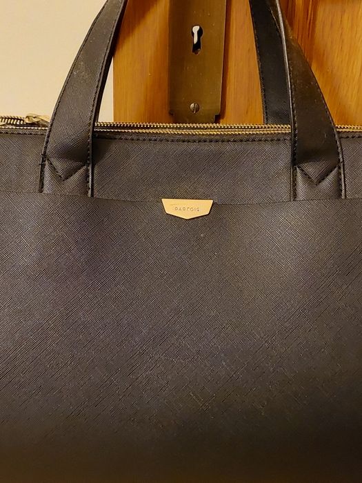 Mala preta da parfois