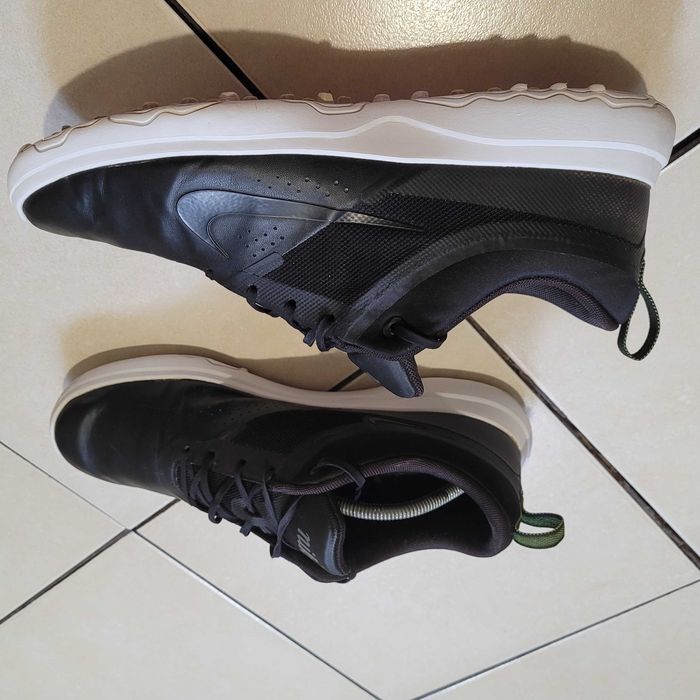 Turfy Orlik * NIKE Akamai * rozm 41 * ORYGINALNE