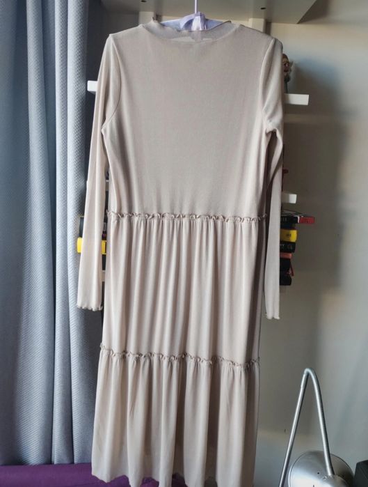 Sukienka MOVES r. s